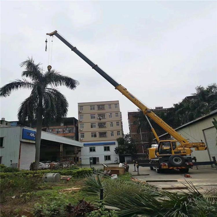 青岛12吨吊车出租一天的收费标准是什么