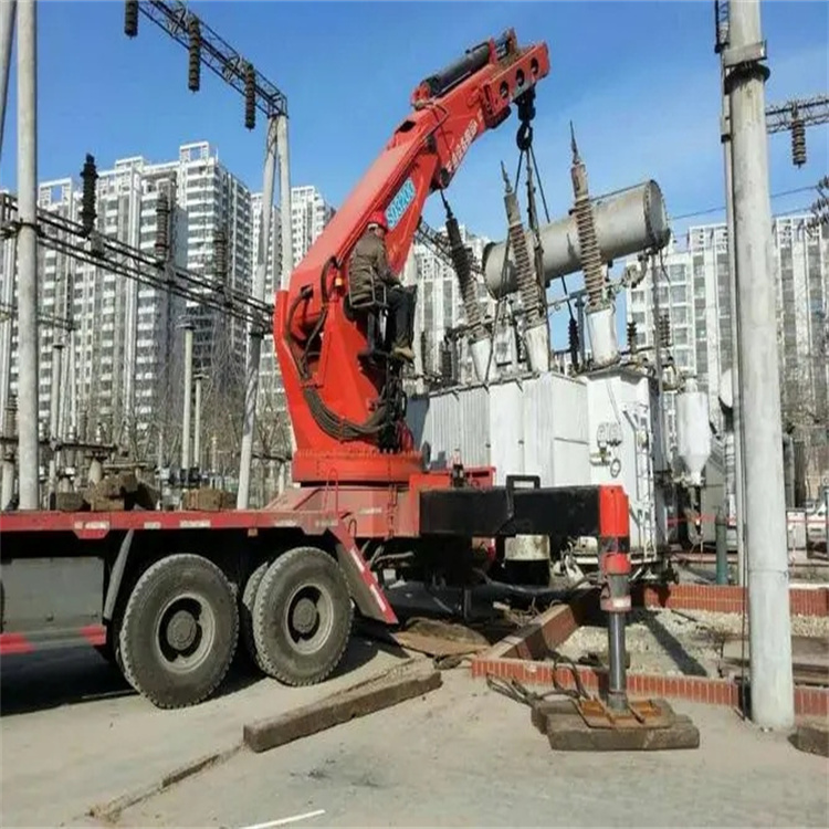 青岛就近吊车出租|工地厂房吊装设备租赁|24小时高效响应