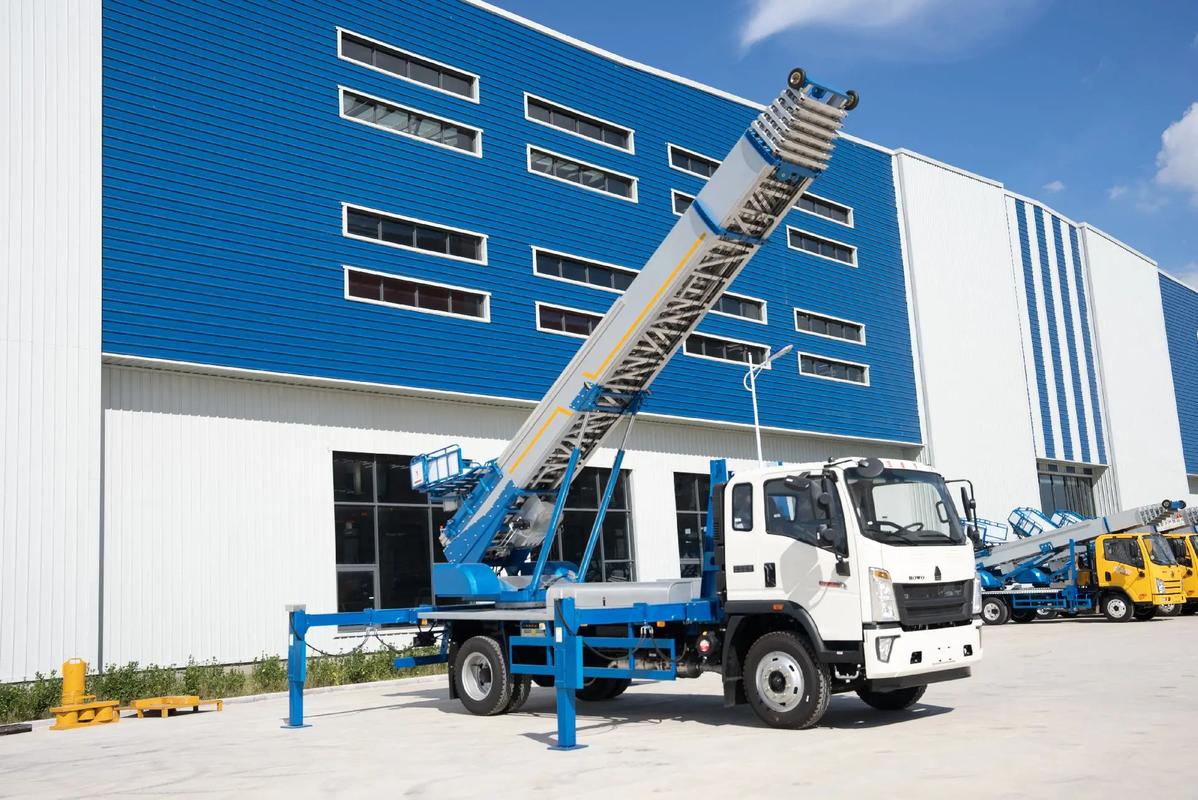 青岛小型云梯车上料车租赁多少钱