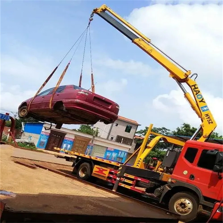 青岛吊车救援小汽车怎么吊