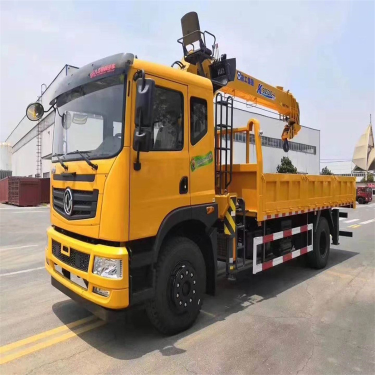 青岛附近找一辆随车吊出租