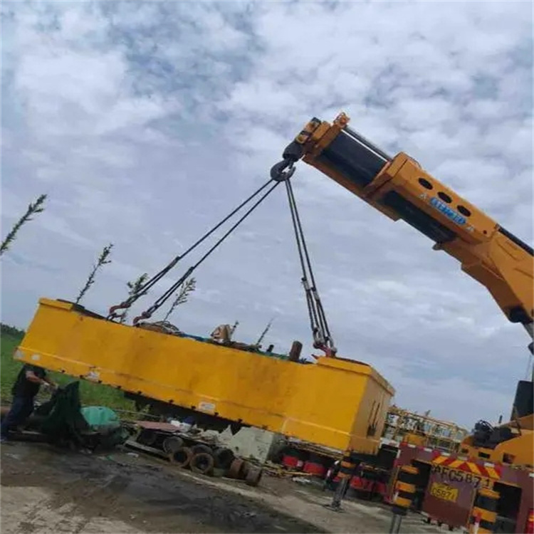 青岛专业吊车出租哪家好